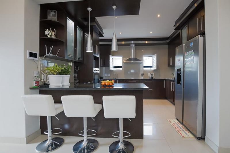 To Let 3 Bedroom Property for Rent in Parklands North Western Cape